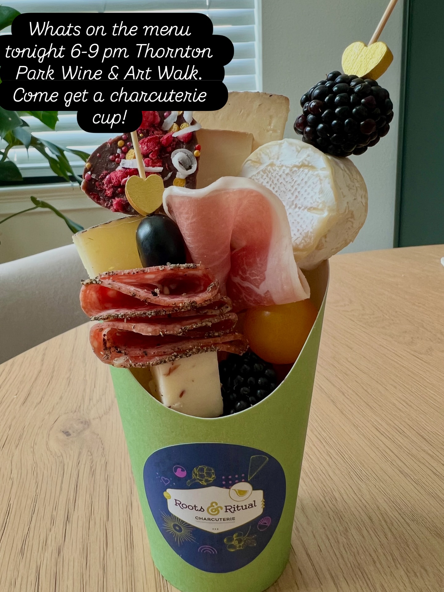 Serving up charcuterie cups right next to Burtons at the Thornton Park wine & art walk. We also have single serving to gos! #orangeboyevents #tpdwineandartwalk